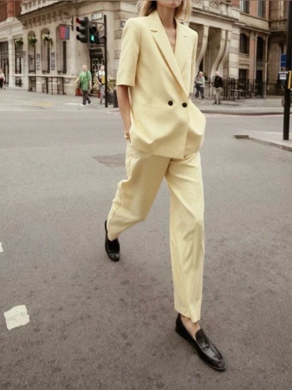 Zara Pale Cream Straight-Leg Trousers - Picture 2 of 3